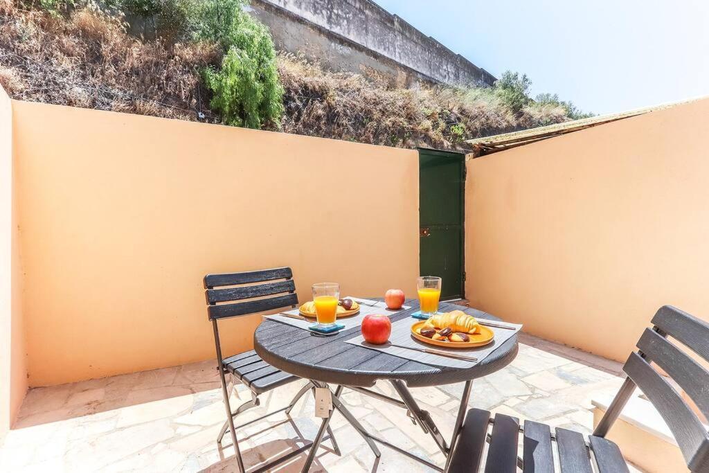 Apartamento Portucale ! Bright Campo Ourique W/ Terrace *